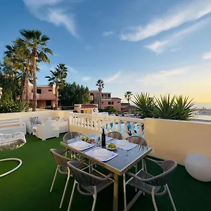 Paulmarie Ocean View Apartment
